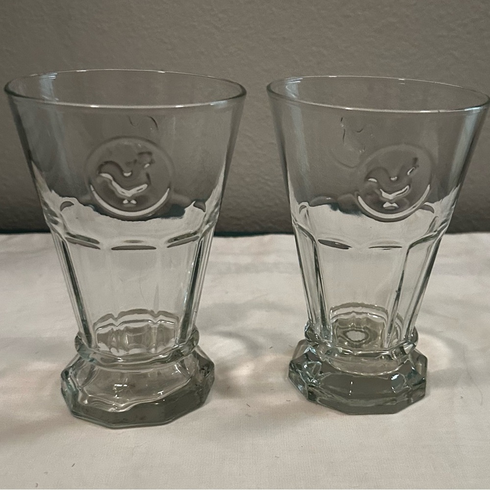2 Cristal D’Arques Durand Heritage Rooster Embossed  Glasses